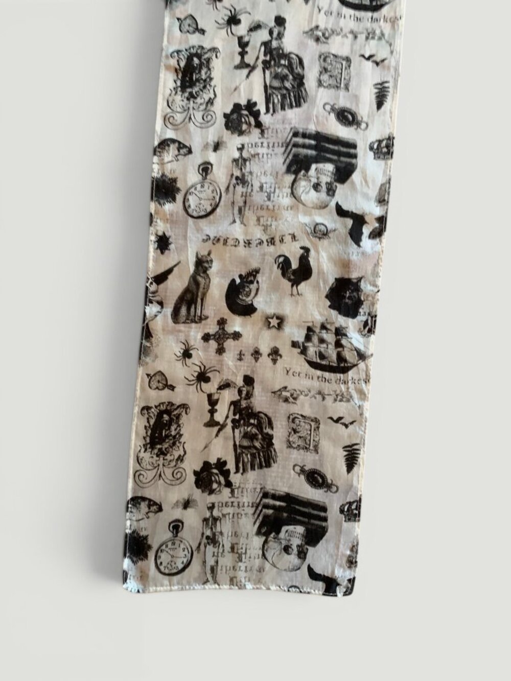 Whimsical scull silk scarf - Picture 9 of 10